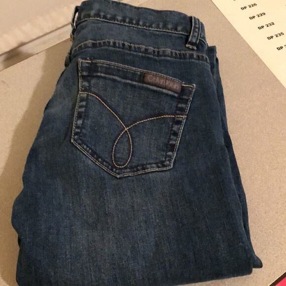 Calvin Klein Women's Size 27/4 Streetwear Western Retro Skinny Jean - Picture 5 of 5